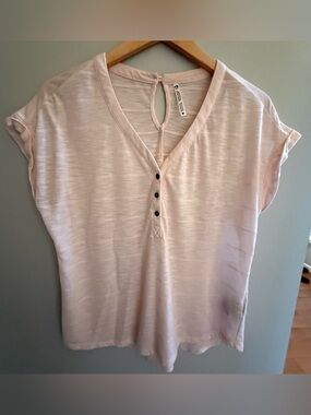 Kuhl Women’s Light Pink Short Sleeve Women's Top M